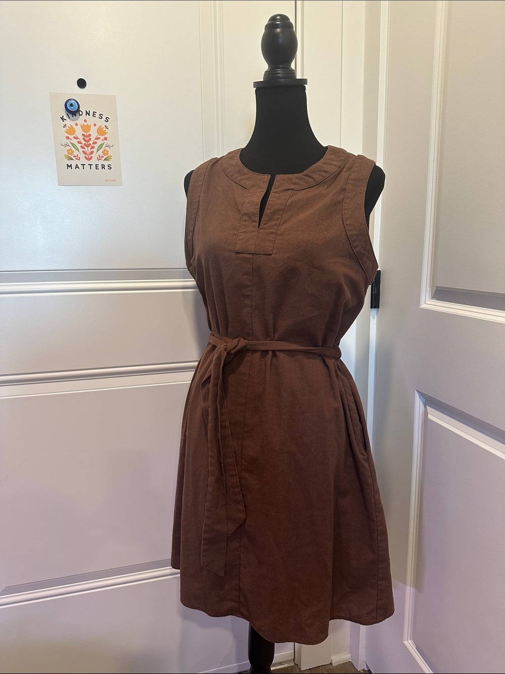 Gilli Brown Sleeveless Tie-Waist A-Line Dress